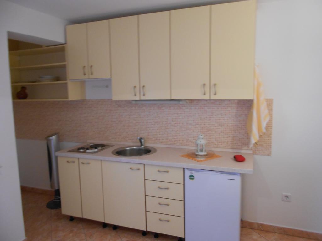 Apartments Luvi Trogir Room photo